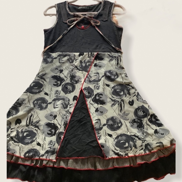 Lavena sleeveless dress - Picture 5 of 10